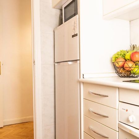 Ferienwohnung Gran Via Central Lovely Private Apt In The Heart Of Chueca Madrid Exterior foto