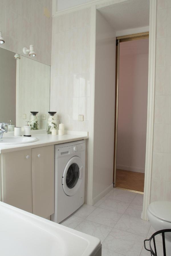 Ferienwohnung Gran Via Central Lovely Private Apt In The Heart Of Chueca Madrid Exterior foto