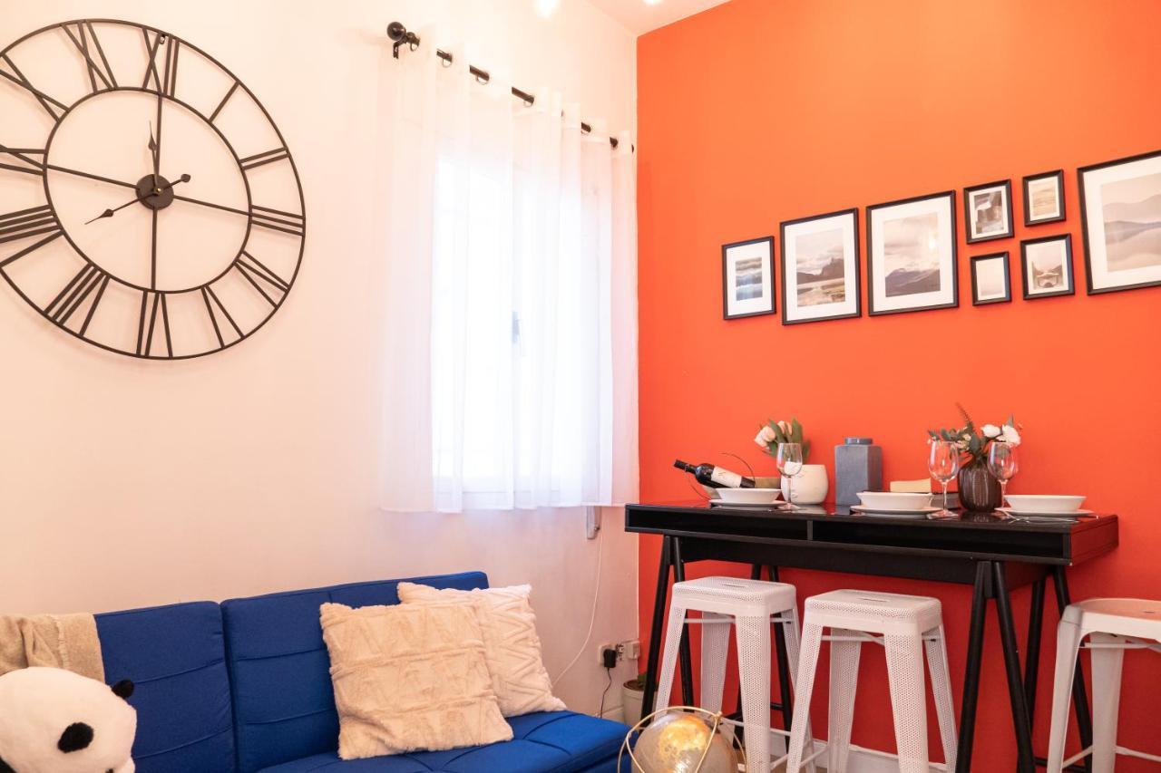 Ferienwohnung Gran Via Central Lovely Private Apt In The Heart Of Chueca Madrid Exterior foto