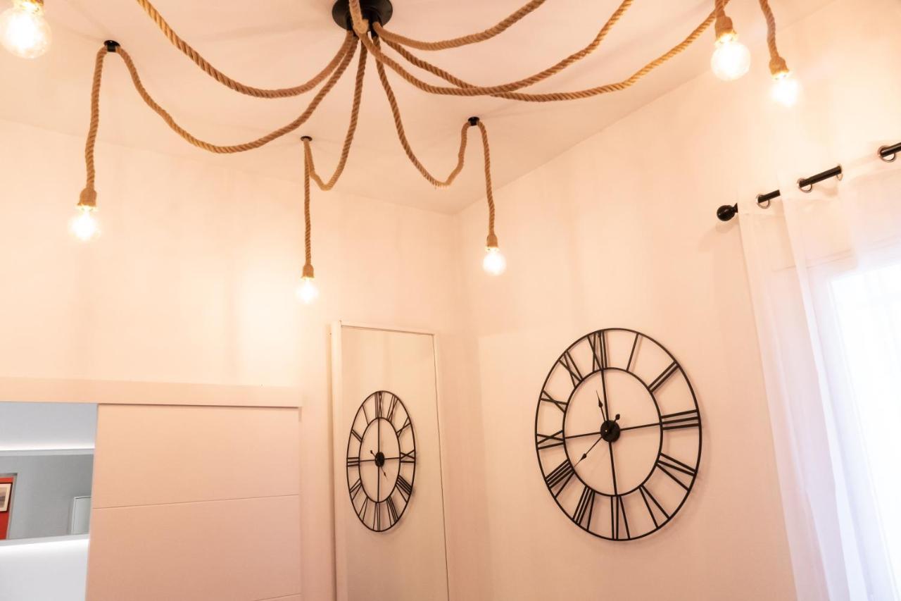 Ferienwohnung Gran Via Central Lovely Private Apt In The Heart Of Chueca Madrid Exterior foto