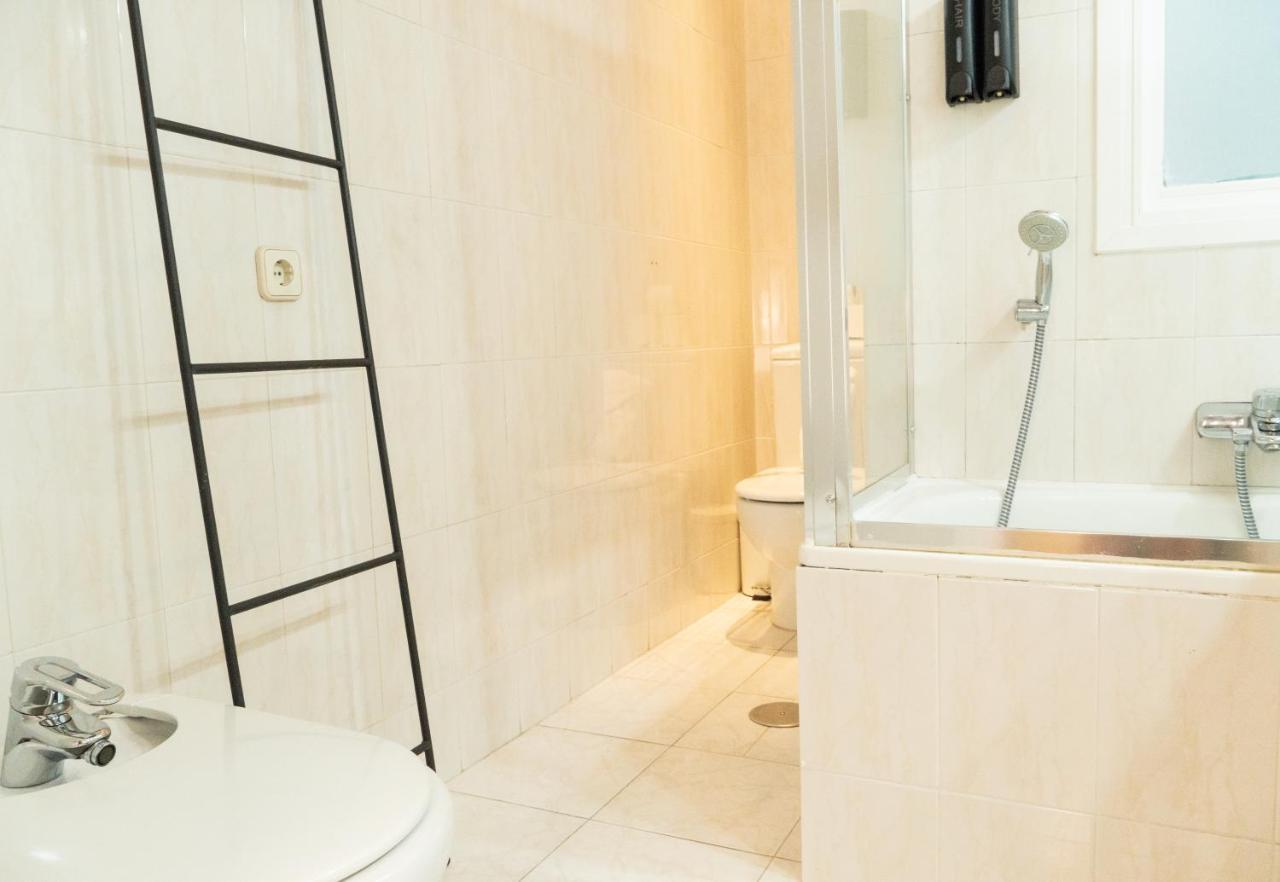 Ferienwohnung Gran Via Central Lovely Private Apt In The Heart Of Chueca Madrid Exterior foto